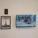 Mira *