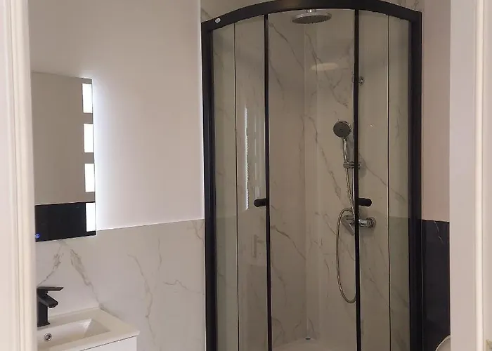 Mira アパート ジェシュフ